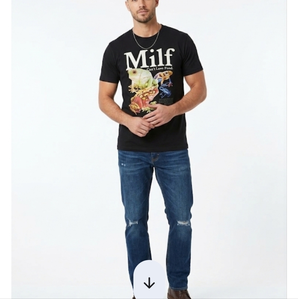 Nwot Thread heads unisex Black Short Sleeve Tee with Bold Graphic
